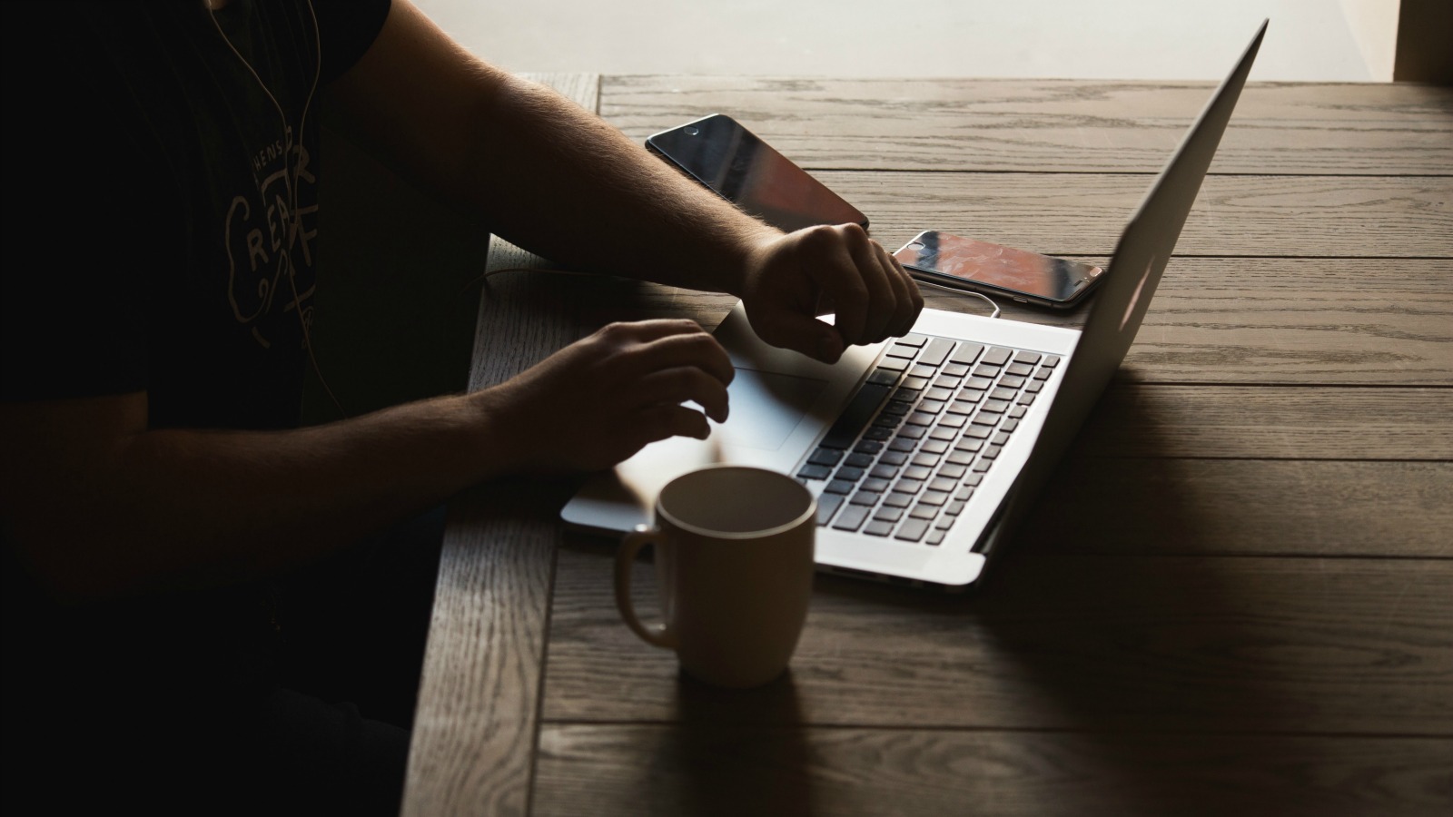 Why You Should Accept Guest Authors And How to Manage Them Bitly Blog